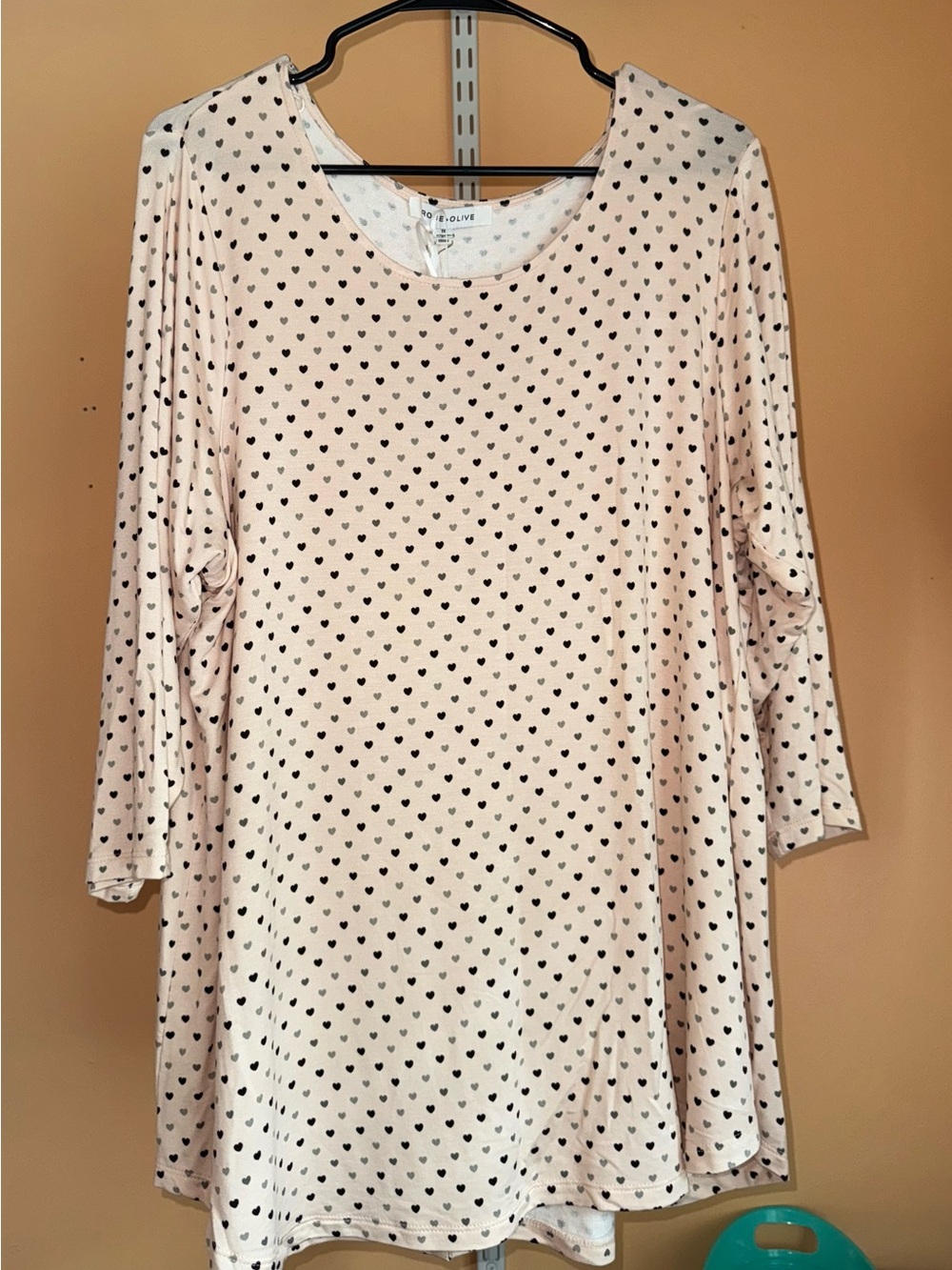 Light Pink Heart-Print 3/4 Sleeve Tunic by LIZ & KATY